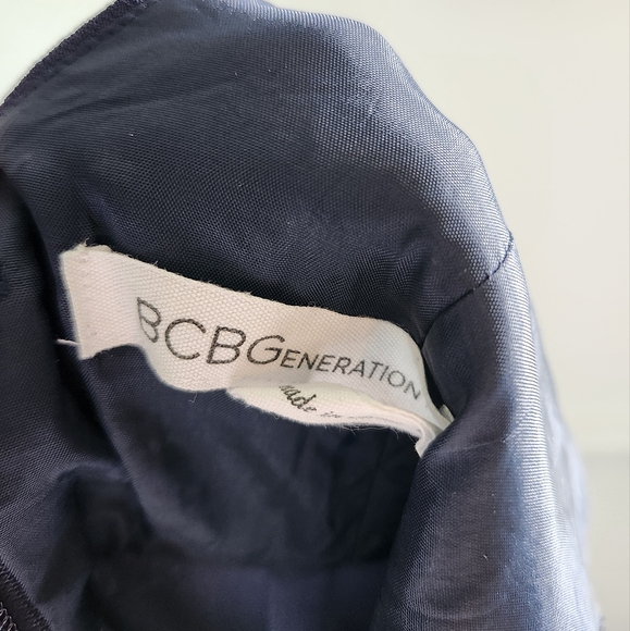 BCBGeneration Formal Cocktail Jumpsuit Crisscross V neck Keyhole - Picture 9 of 9